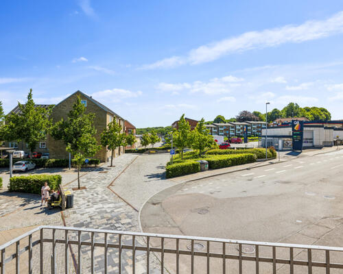 Dejlig og rummelig 4-værelses lejlighed