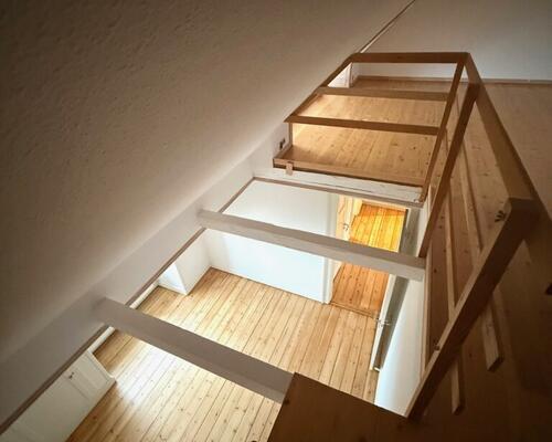 Hyggelig 2-værelses lejlighed med hems