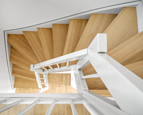 2 plans lejlighed med gratis parkering