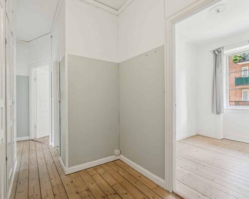 Dejlig lejlighed med stor altan | København Ø