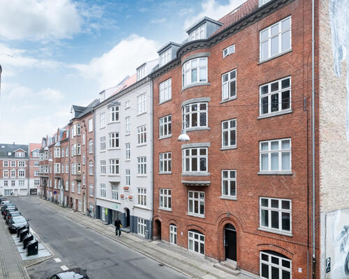 2-værelses lejlighed udlejes i Holbergsgade