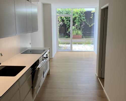 Tæt på skov, strand og Universitet - egen terrasse