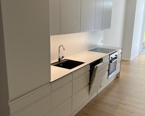 Tæt på skov, strand og Universitet - egen terrasse