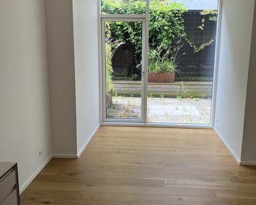 Tæt på skov, strand og Universitet - egen terrasse