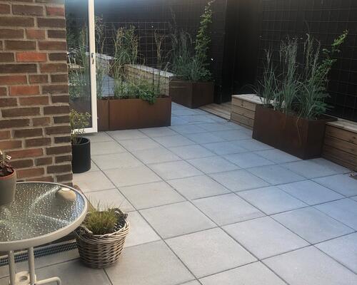 Tæt på skov, strand og Universitet - egen terrasse