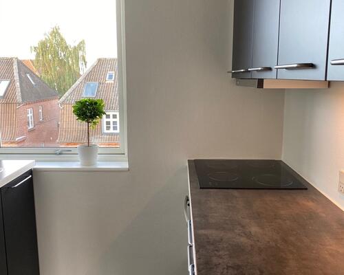 2 vær. i vestbyen m. altan