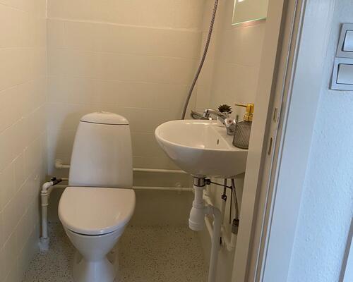 2 vær. i vestbyen m. altan