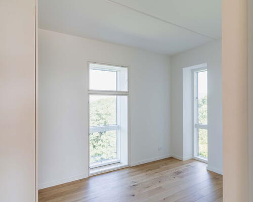 Nybygget 3-værelses lejlighed med altan og optimal planløsning i Tingbjerg