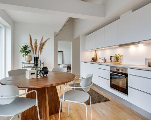 3-værelses med privat tagterrasse centralt i Roskilde