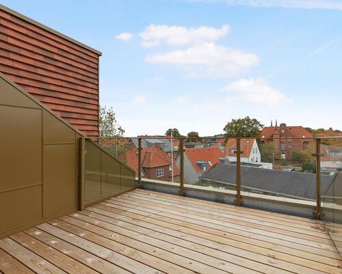 3-værelses med privat tagterrasse centralt i Roskilde