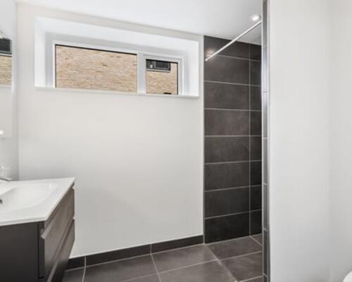 Dejligt rækkehus i tre plan!