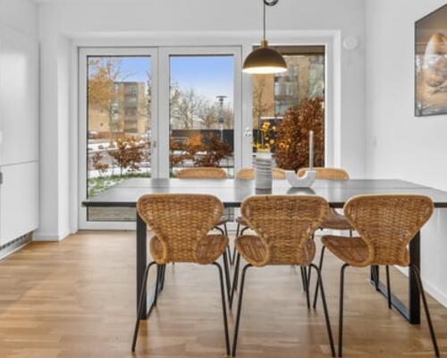 Dejligt rækkehus i tre plan!