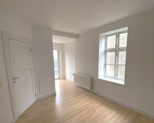 6 værelses lejlighed i Århus C