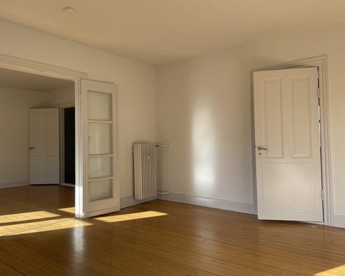 Flot lys istandsat 4-vær. lejlighed