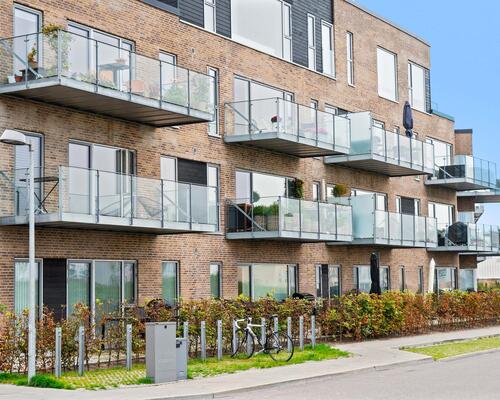 Indbydende lejlighed med rummelige værelser i Aalborg