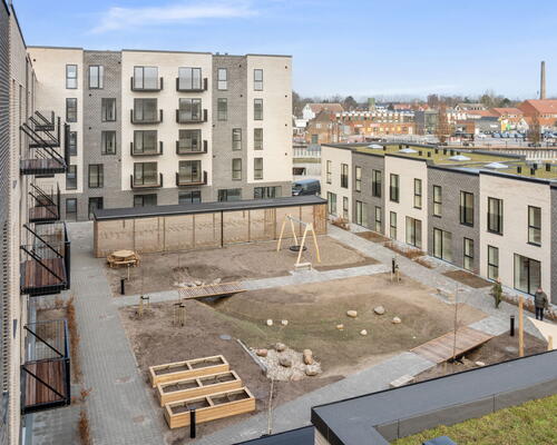 Teglværkskanten - Rummelig og lyst 4-værelses Rækkehus med egen terrasse