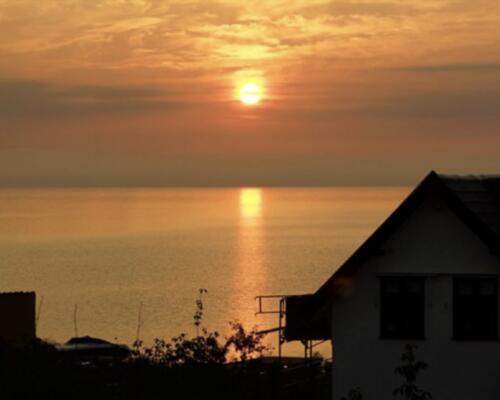 Skøn Øresundsudsigt fra dejlig lejlighed.