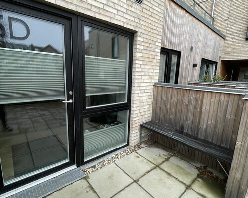 Nyere 1-værelses lejlighed tæt på alt!