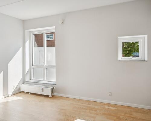 Skøn 2'er med altan