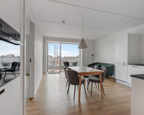 Flot nyopført 3-værelses lejlighed beliggende i Esbjerg.