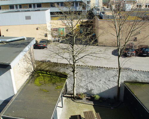 Central, renoveret 3-værelses på 80 m2 med nyt køkken og bad – tæt på gågaden