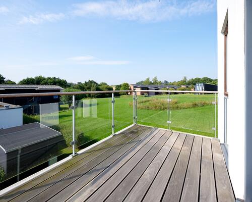 Skøn 2-værelses med altan og tæt på Aarhus