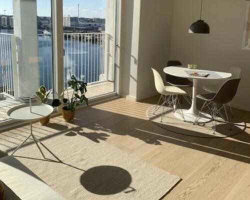 Luksus lejlighed på Bryggen med vand udsigt.