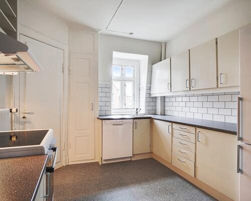 Stor og charmerende lejlighed i hjertet af Esbjerg