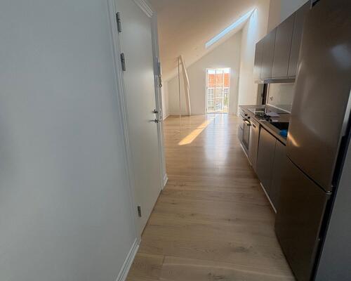 Nydelig 2. værelses lejlighed med udsigt