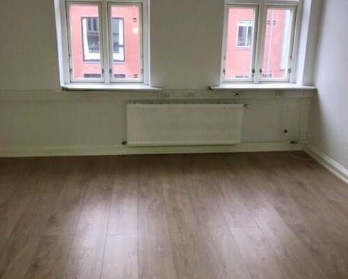 Stor lejlighed tæt på Vejles midtpunkt