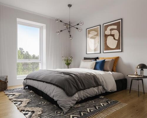 Rummelig fireværelses lejlighed med stort køkken-alrum, gode værelser, stilrent bad og egen altan. Til boligen hører eget skur.