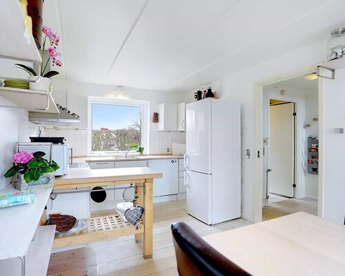 Flot rækkehus med solrig have | Tølløse