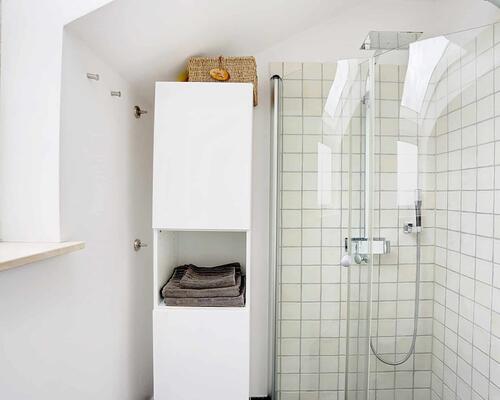 Flot rækkehus med solrig have | Tølløse