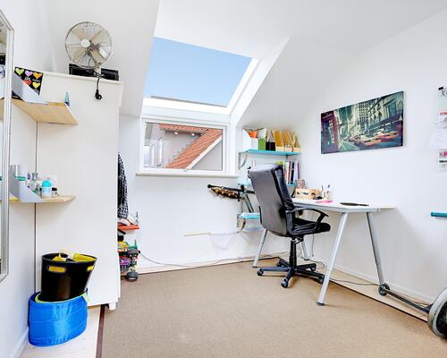 Flot rækkehus med solrig have | Tølløse