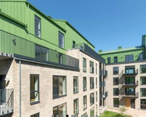 Værelse i stor dele-lejlighed udlejes