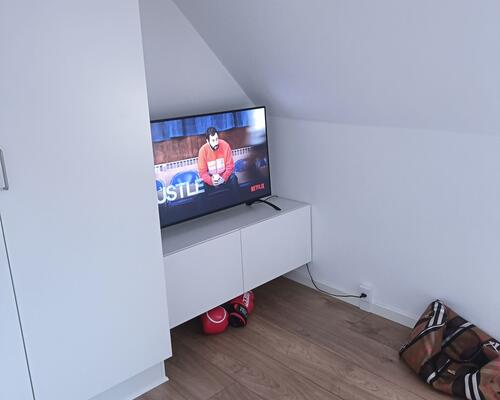 Nyrenoveret superlækker 3 vær. lejlighed tæt på centrum.