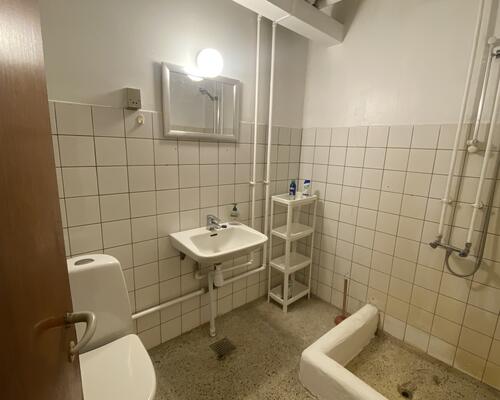 27 m2 værelse i Viby J