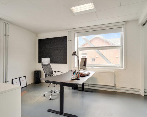 Charmerende kontorlokale i historisk ejendom i Kolding