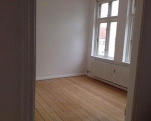 Fin lille 3. værelses lejlighed