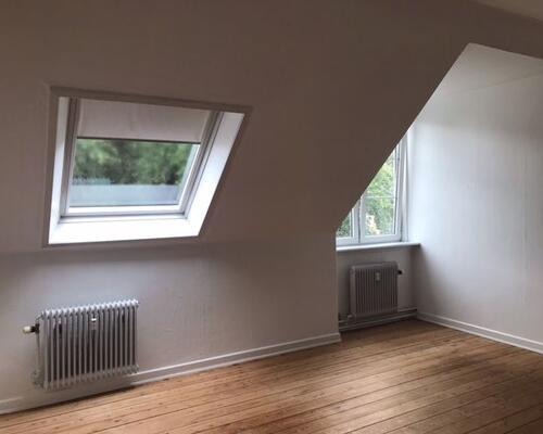 Stor 3 værelses lejlighed