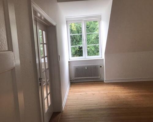 Stor 3 værelses lejlighed