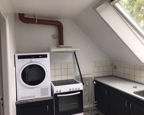 Stor 3 værelses lejlighed