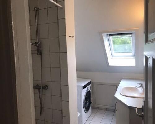 Stor 3 værelses lejlighed