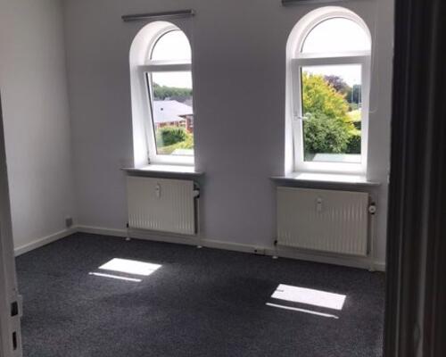 Skøn 2 værelses lejlighed