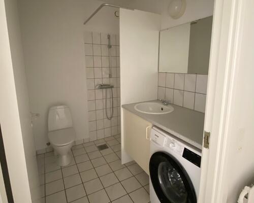 Fin 2 vær. lejlighed til-leje.nu i Viborg centrum.