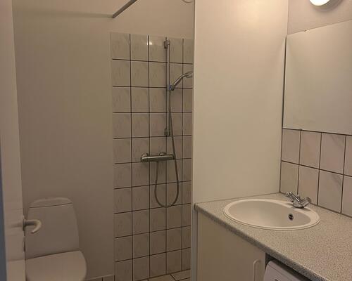 Fin 2 vær. lejlighed til-leje.nu i Viborg centrum.