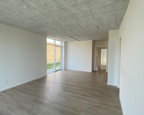 VELKOMMEN TIL RØLLIKEVEJ - NYBYGGET, ENERGIVENLIG OG MODERNE RÆKKEHUS TIL LEJE I ARNBJERG.