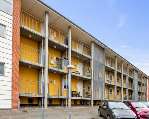 Rummelig 2-værelses lejlighed i Nørresundby