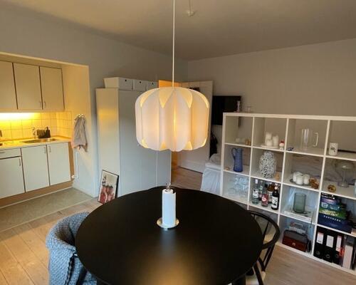 Hyggelig 1-værelses lejlighed udlejes i Aarhus C.