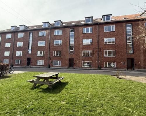 Hyggelig 1-værelses lejlighed udlejes i Aarhus C.